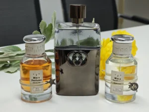 How to Choose the Best Dupe Cologne in the USA: A Master Perfumer’s Guide to Quality, Supply Chains, and Chemistry 3 Visual breakdown comparing the fragrance oil concentration and packaging of a high-end designer perfume versus a high-quality affordable cologne dupe.